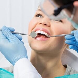 10 tips for properly maintaining your dental implants